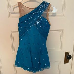 Ladie’s dance/skating costume